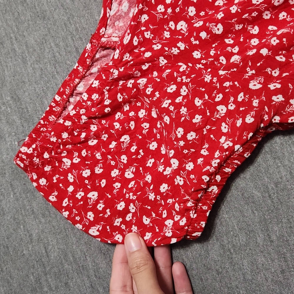 🔴 🆓️ FREE* No Boundaries Floral Crop Puff Sleeve Peasant Blouse Top Shirt - Picture 9 of 11